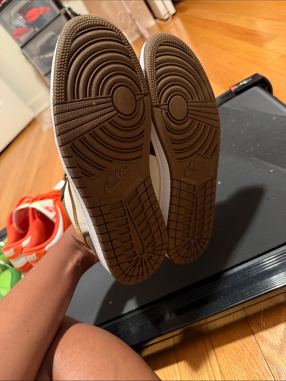 Jordan Low Top Sneakers in Brown and White - Picture 2 of 2